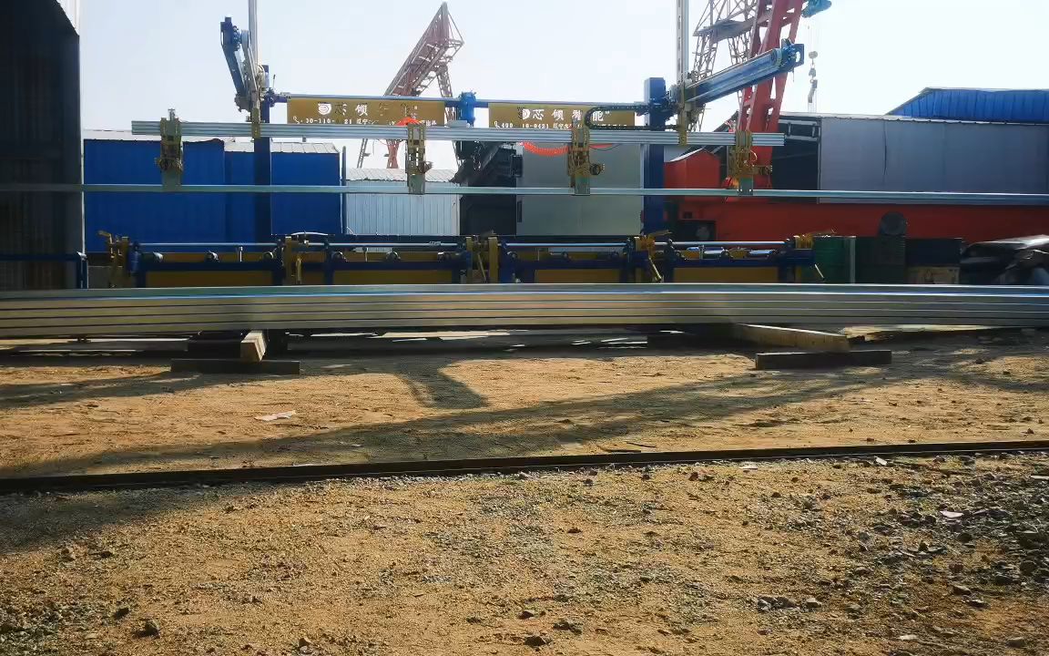 芯碩智能 遼寧鑫碩自動(dòng)化機(jī)械CZ型鋼碼垛機(jī)，驅(qū)動(dòng)型鋼加工新未來